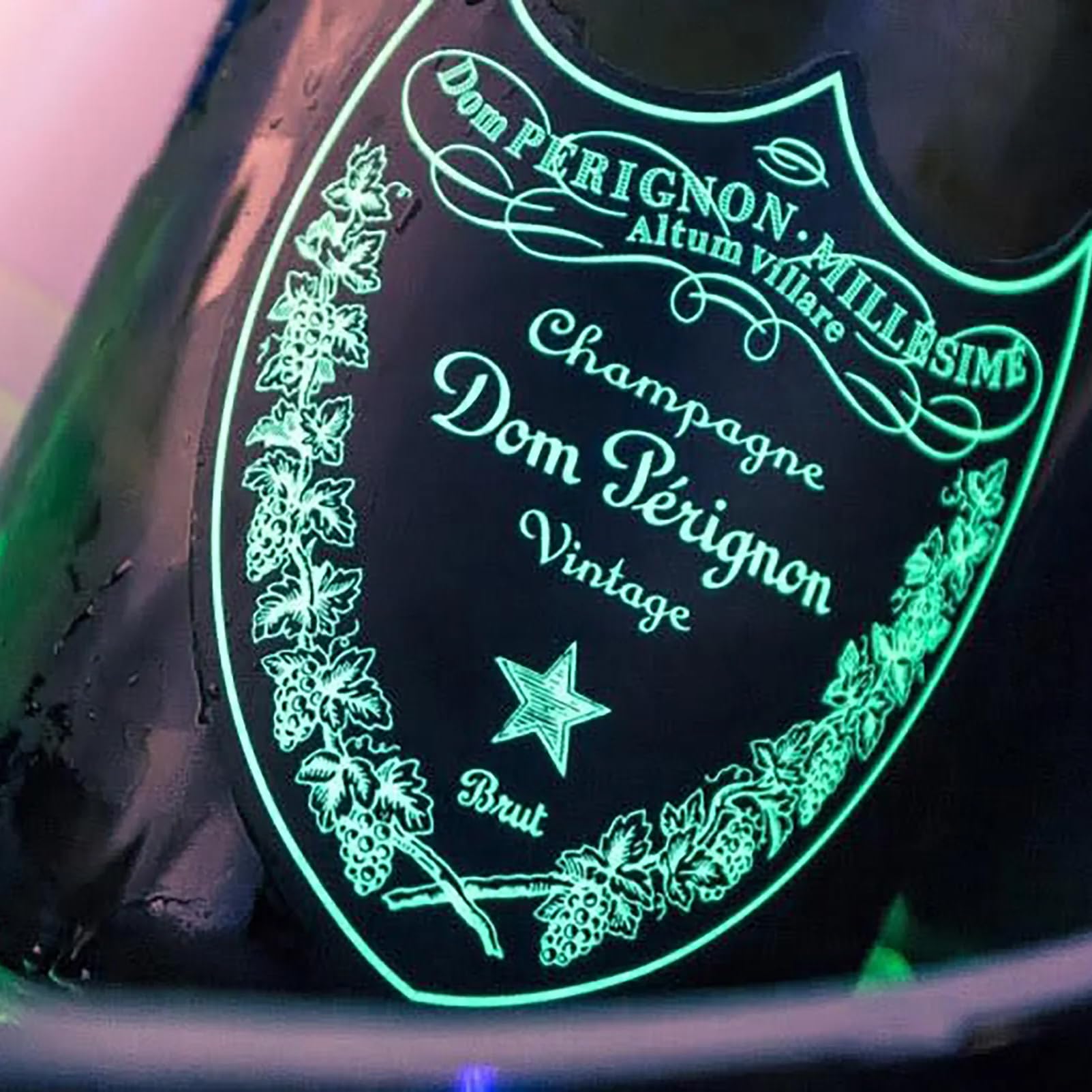 Champagne Dom Pérignon Vintage Luminous 750ml | Amazon.com.br